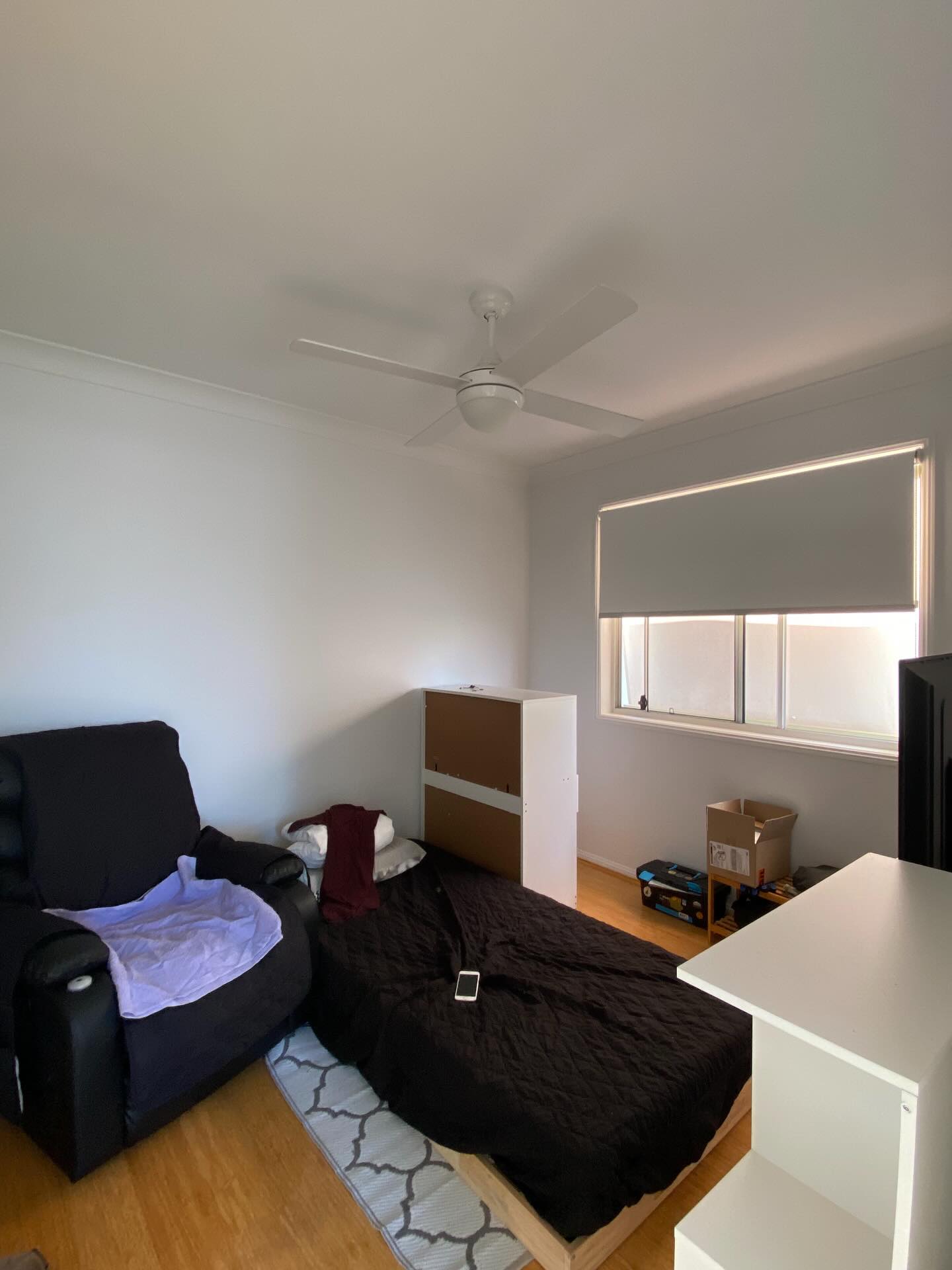 Bedroom walls and ceiling repaint by Munn & Co. Finishes in Tweed Heads