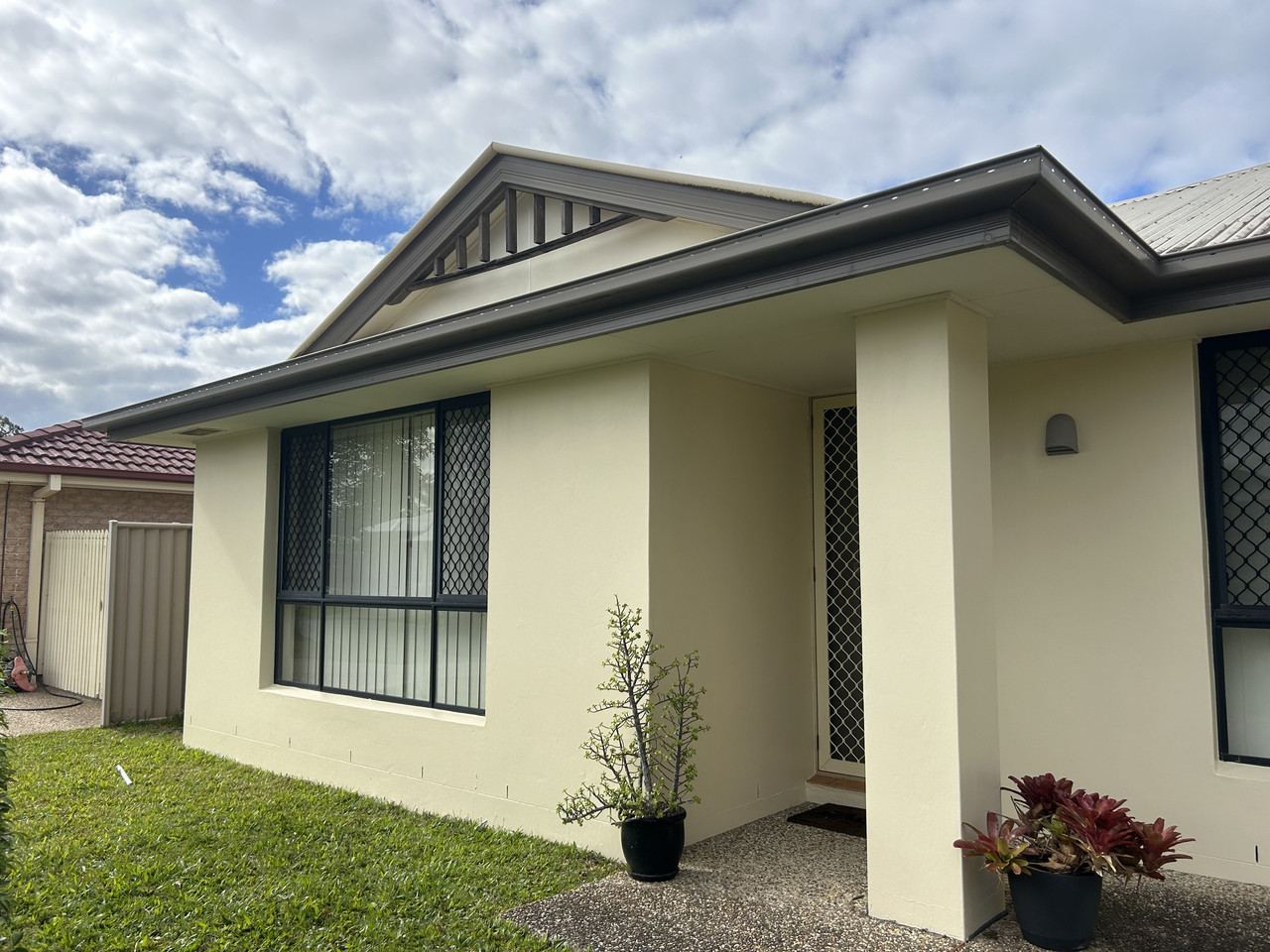 Exterior house painting service by Munn & Co. Finishes in the Gold Coast and Northern Rivers region